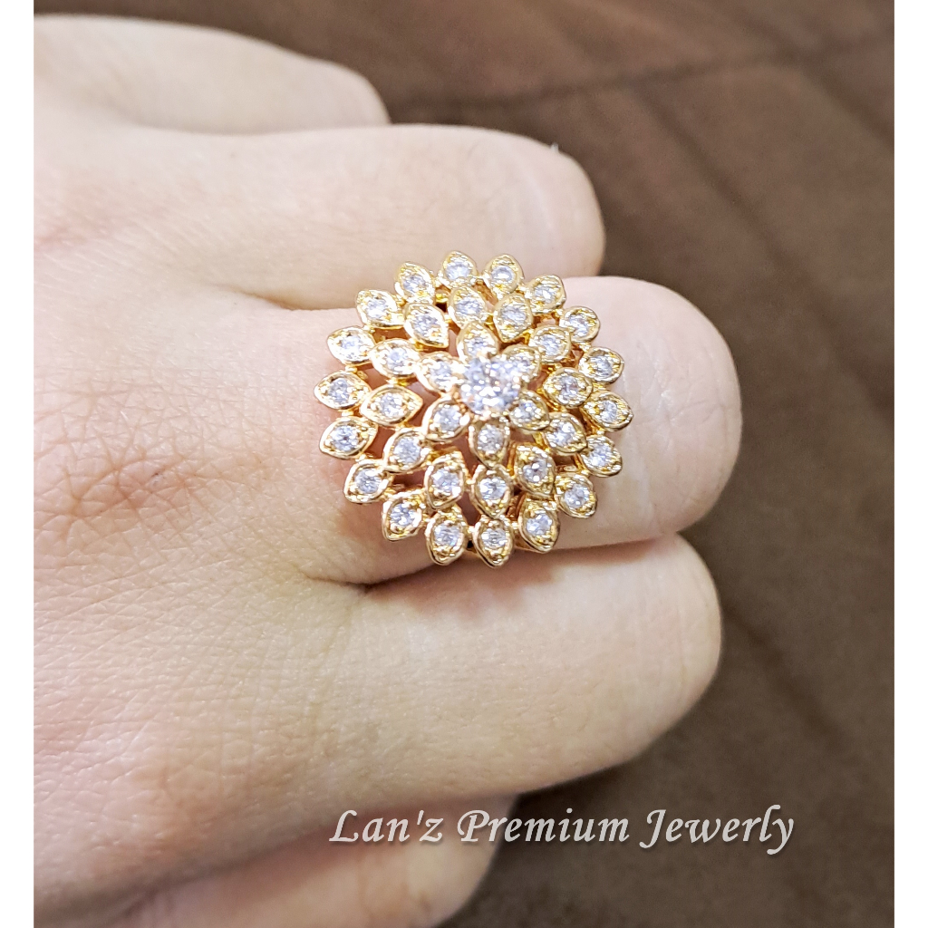 Gold hot sale diamond design