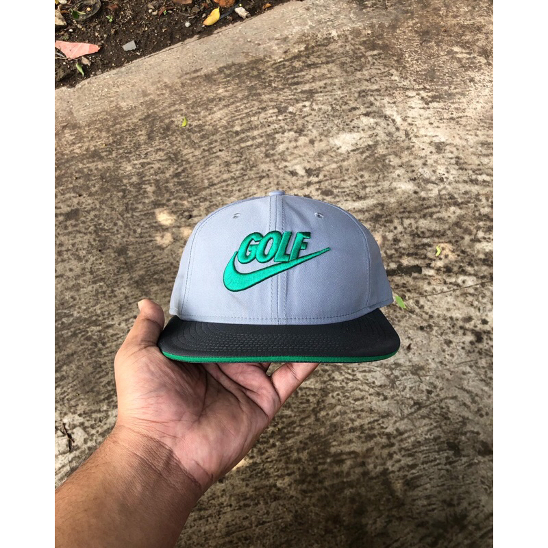 Nike flat bill outlet golf hat