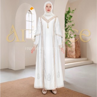 White and gold on sale abaya