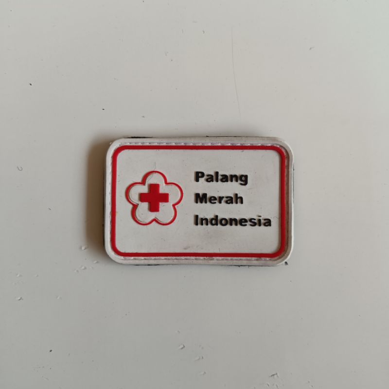 MERAH Indonesian red cross logo rubber patch - pmi - rubber logo emblem ...