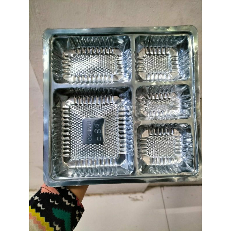 Mika block rice box UK 20*20 (one pack contains 50 pcs) | Shopee Singapore