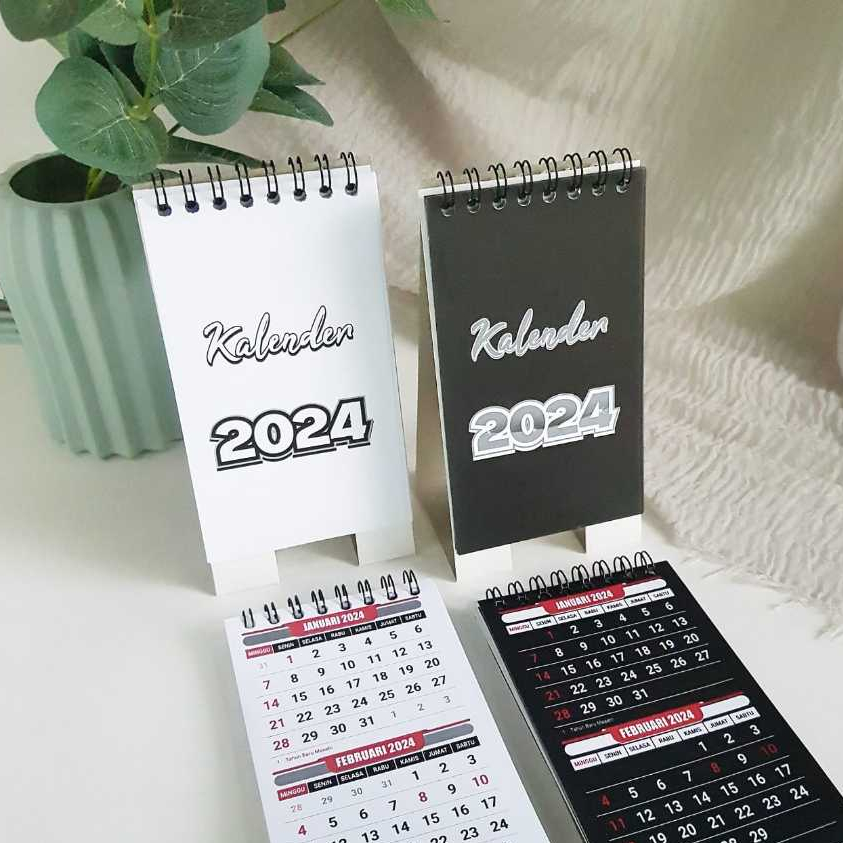 Souvenirs/mini And Large Desk Calendar 2024 Sitting Calendar Shopee