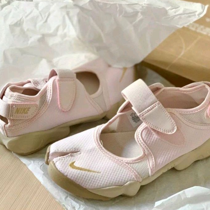 Nike air cheap rift pink