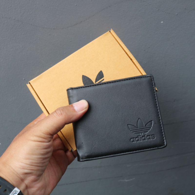 Adidas originals outlet wallet uk