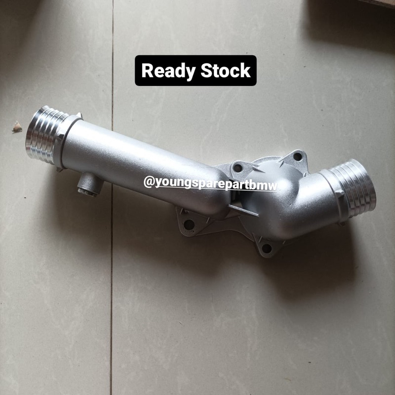 Thermostat Housing BMW E39 528i E38 728i M52 Waterpump Housing