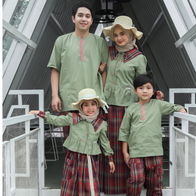 Lyonna Family Set In Green By Alilac | Shopee Singapore