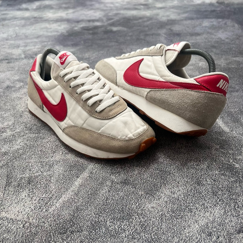 Size hotsell nike daybreak