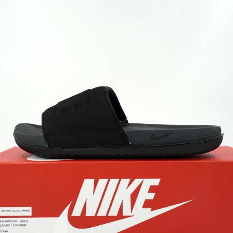 Red and black nike on sale slippers