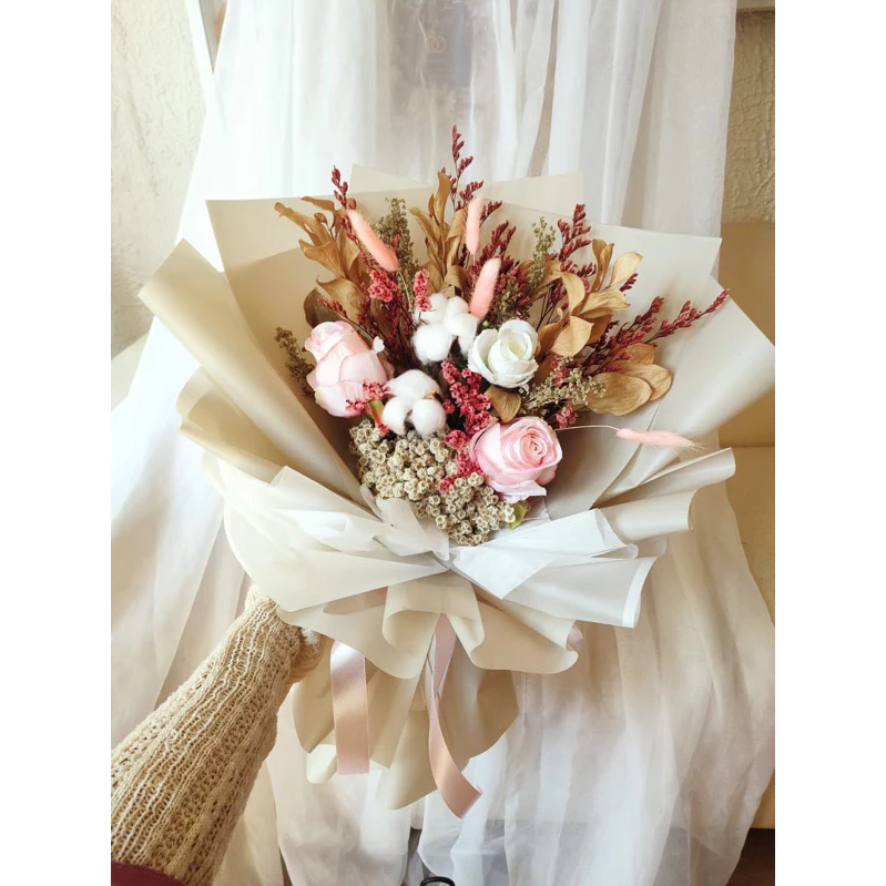 buket wedding - buket lamaran - kado wisuda - buket anniversary - Gambar 4