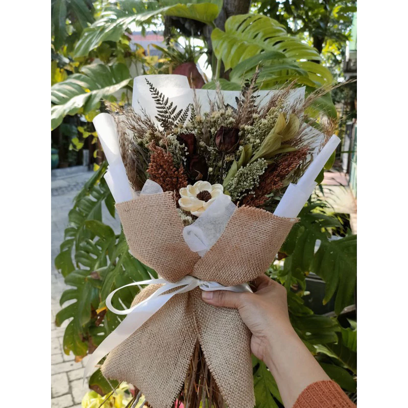buket bunga wisuda - hadiah guru- kado ulang tahun - Gambar 3
