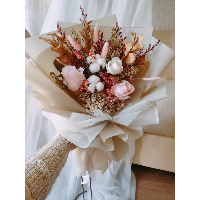 buket wedding - buket lamaran - kado wisuda - buket anniversary