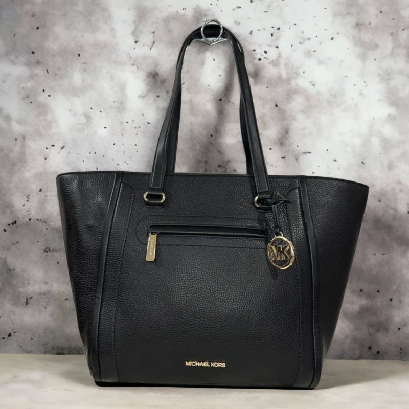 Medium tote michael on sale kors