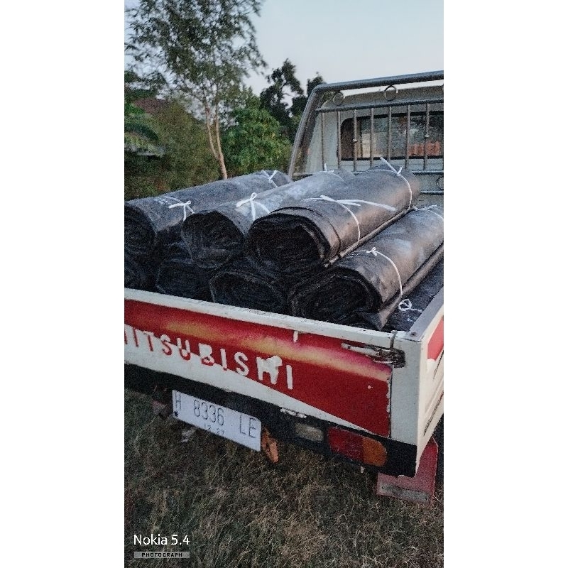 GEOMEMBRAN HDPE TEBAL 200 MICRON LEBAR 4 METER (BEKAS LAYAK PAKAI) - Gambar 2