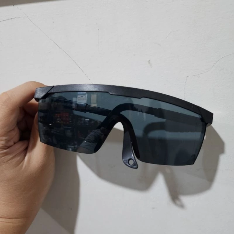 Kacamata Pelindung Serbaguna Plastik Lentur Nyaman - Gambar 2