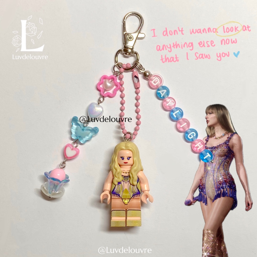 TAYLOR SWIFT Keychain BAG CHARM FIGURE LEG0 FOLKLORE SPEAK NOW