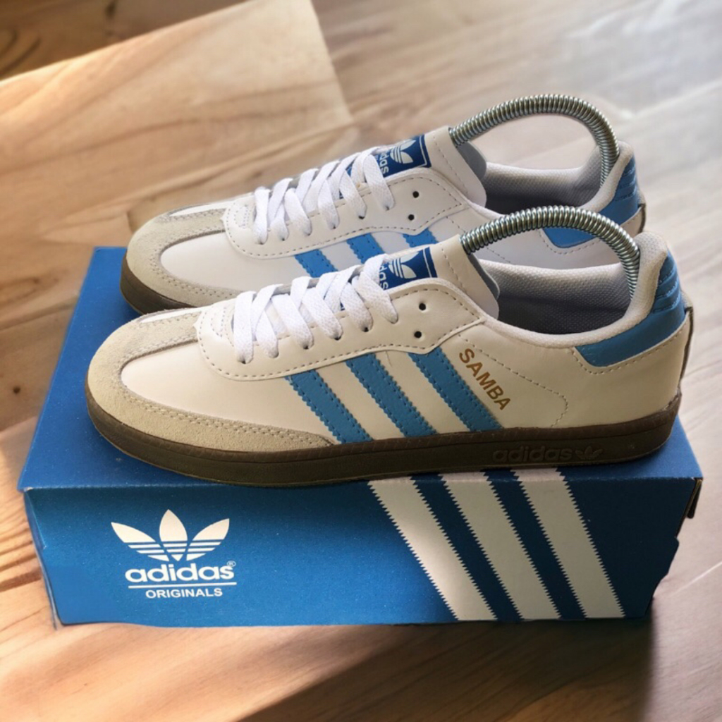 White and hot sale blue adidas