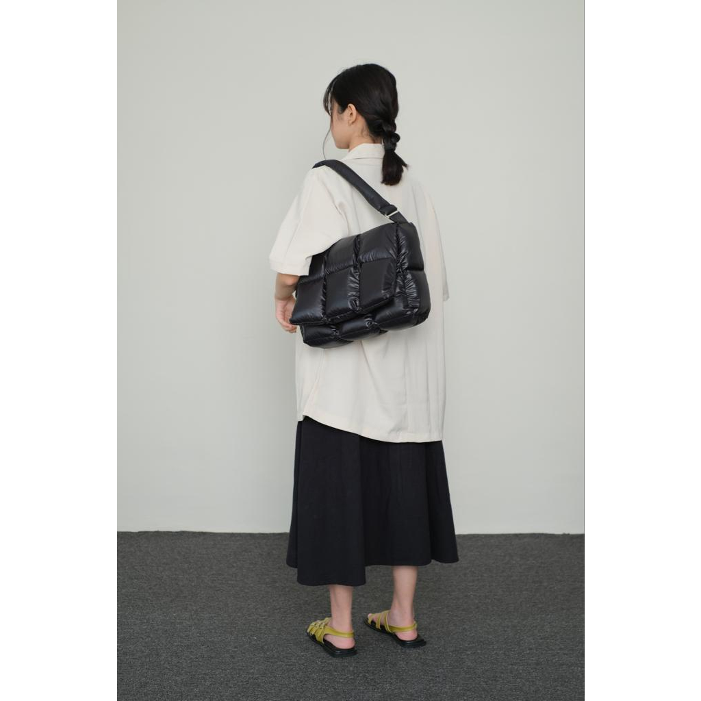 BRYNN™|PATTERN SHOULDER BAG main image 1