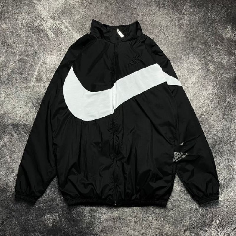 Nike big logo outlet windbreaker