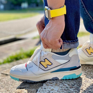 New Balance 550 Sea Salt Yellow –