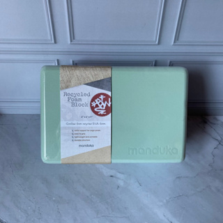 Manduka Recycled Foam Mini Travel Block - Clay – Manduka Singapore
