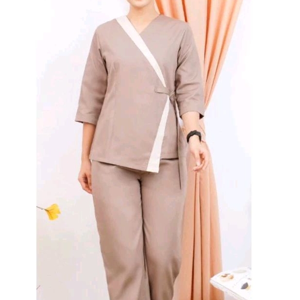 Oka Uniform/ Nurse Uniform/ Clinic Uniform/Pharmacies Uniform | Shopee ...