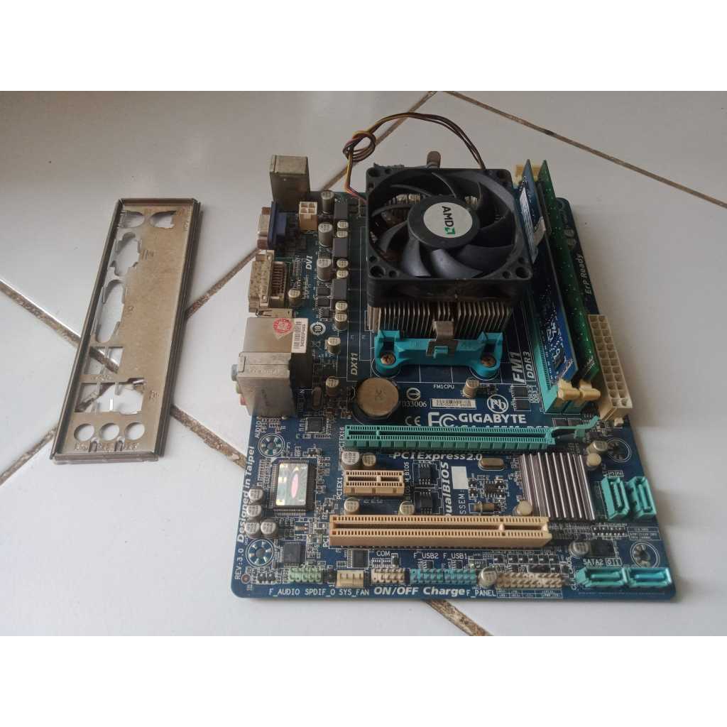 Amd FM1 Package PLUS A4 3400 Processor And 4GB RAM | Shopee Singapore