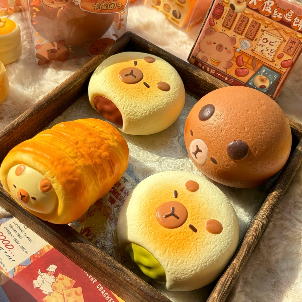 Squishy Licensed Moozy Capybara Bakery Super Cute Soft Slow Rising