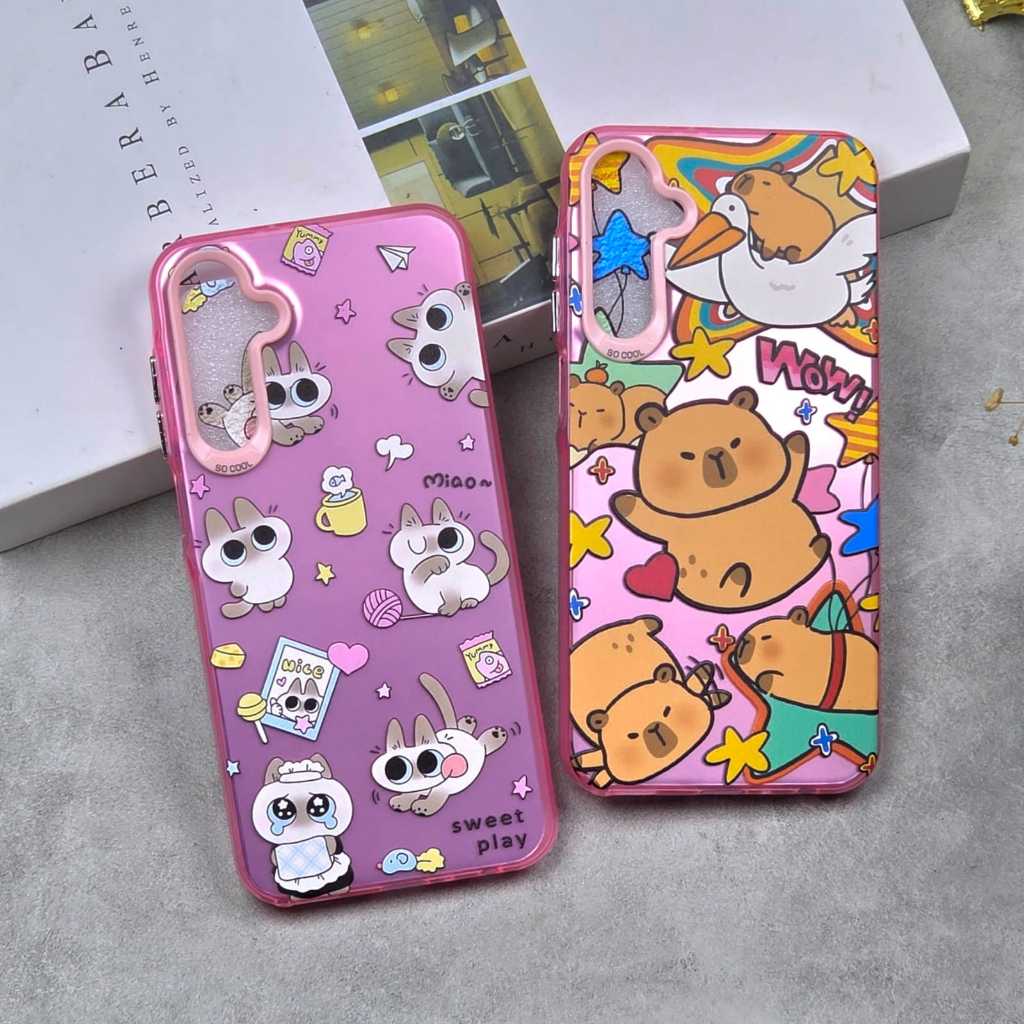 Case Realme 10 4G Realme 10 Pro Realme 10 Pro Plus Realme 11 4G Realme 11 Pro Realme 11 Pro Plus  Realme 12 5G Realme 12 Plus 5G Realme 12 Pro Plus 5G Realme 9I Case Hologram gambar Sweet Bear Panda Cat Kartun Lucu - Gambar 2