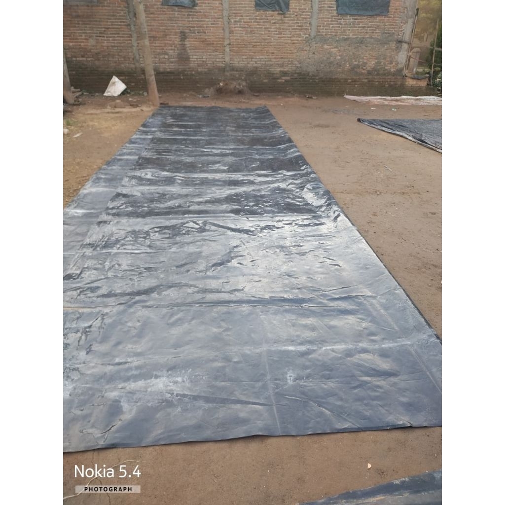 HDPE / GEMIMBRANE TEBAL 300 MICRON LEBAR 4 METER BEKAS TAMBAK LAYAK PAKAI - Gambar 4