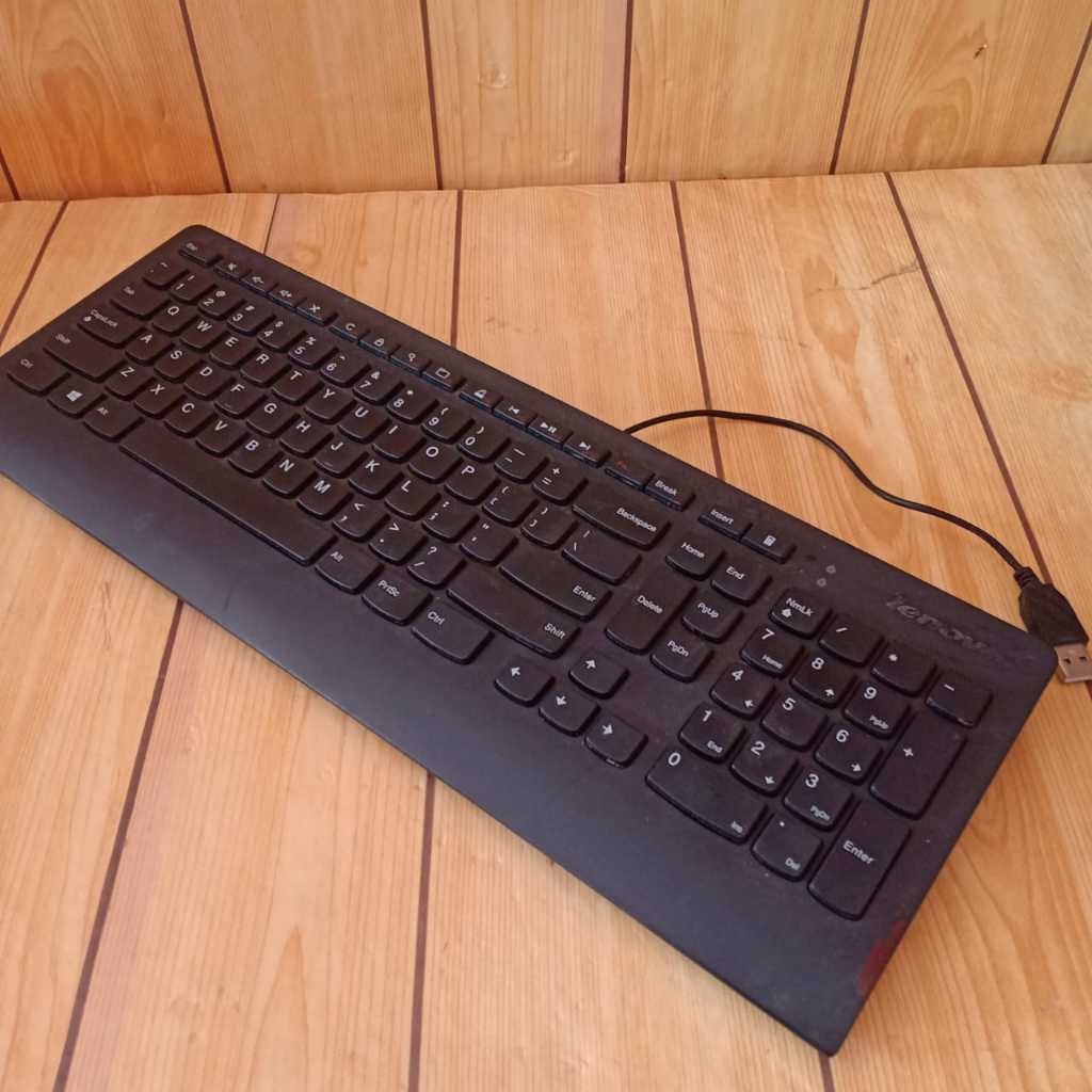 Normal second hand Lenovo Dell USB Slim built up Keyboard with ...