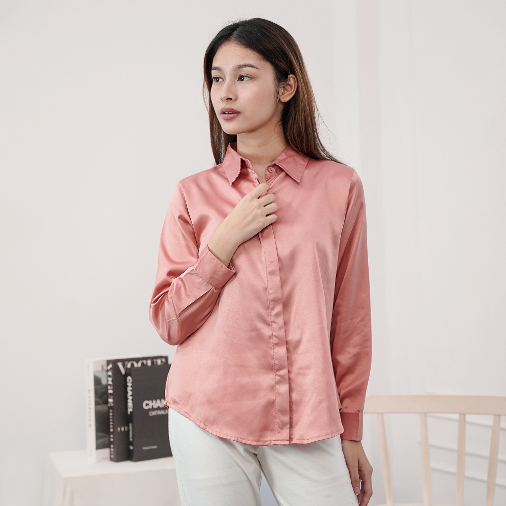 Michael's Collection - Blouse Naira Classic Color - Gambar 2