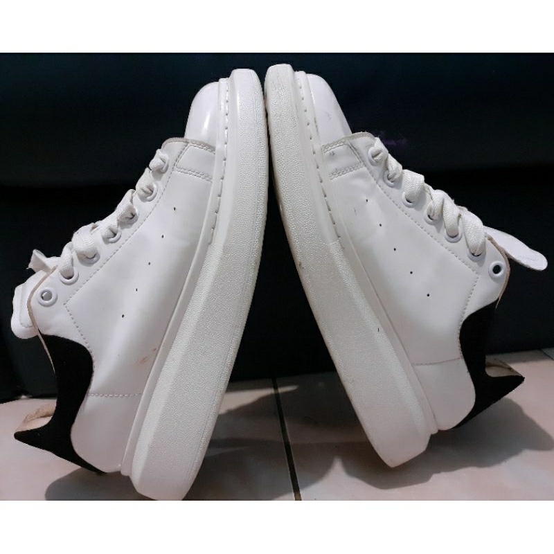 Alexander mcqueen size 42 clearance