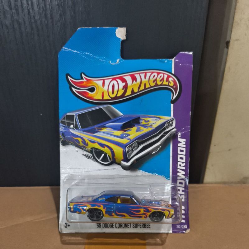 Hot Wheels '69 Dodge Coronet Superbee Die-Cast Car - 1:64 Scale, Showroom 212/250, Short Card - View #2