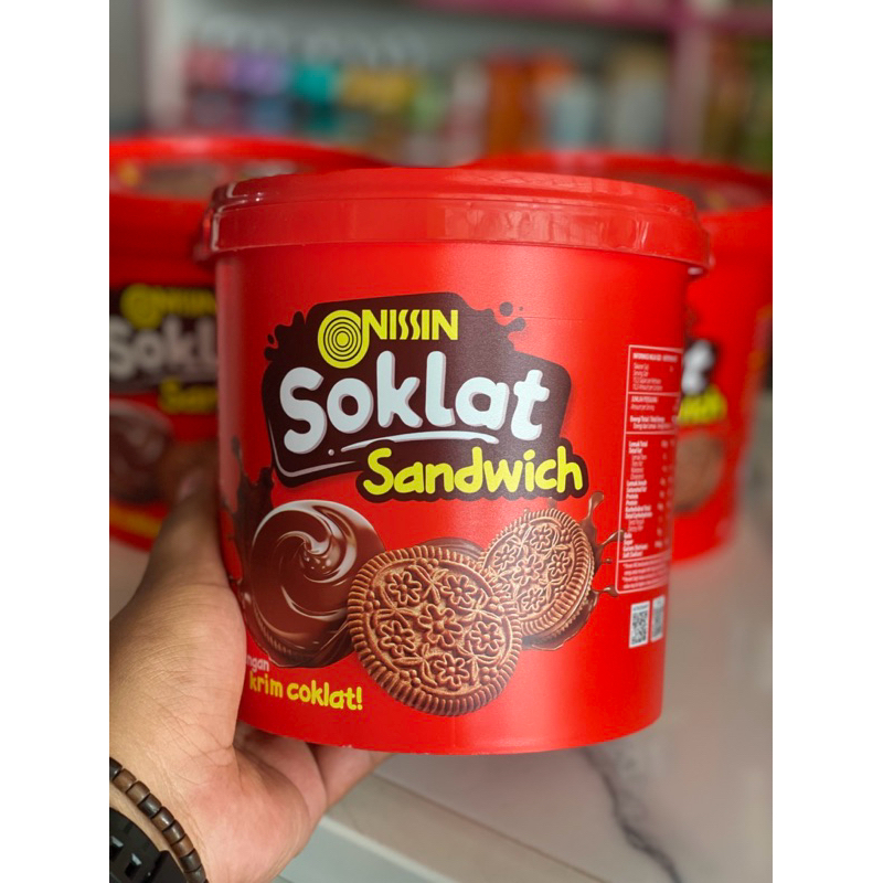 PACKAGE OF 6 PCS NISSIN SOCLATE SANDWICH / WAFER / ROTI / ROMADHON MOON ...