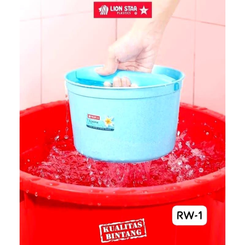 Round Water Scooper RW 1 - Basic Home Round Dipper/ with center handle ...