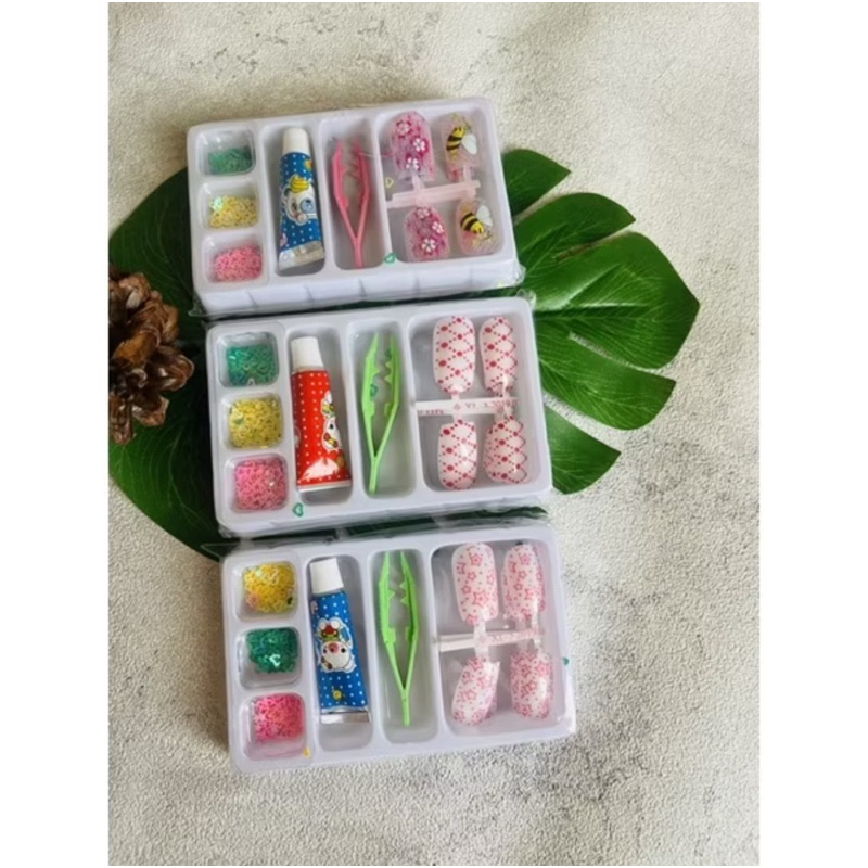 Kuku Palsu Plus Glitter Anak Mainan Nail Art Anak - Gambar 2