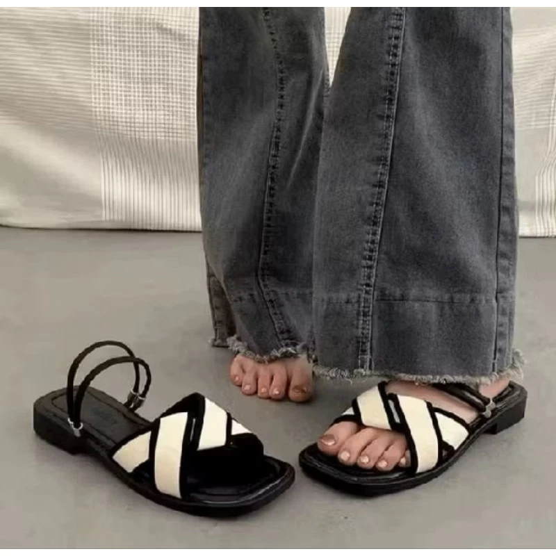 Martini Shoes Sandal Wanita Silang Korea 2025 - Gambar 4