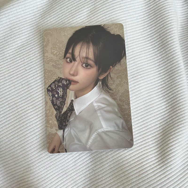 QWER CHUDAN SIYEON MAGENTA HINA ALBUM PHOTOCARD | Shopee Singapore