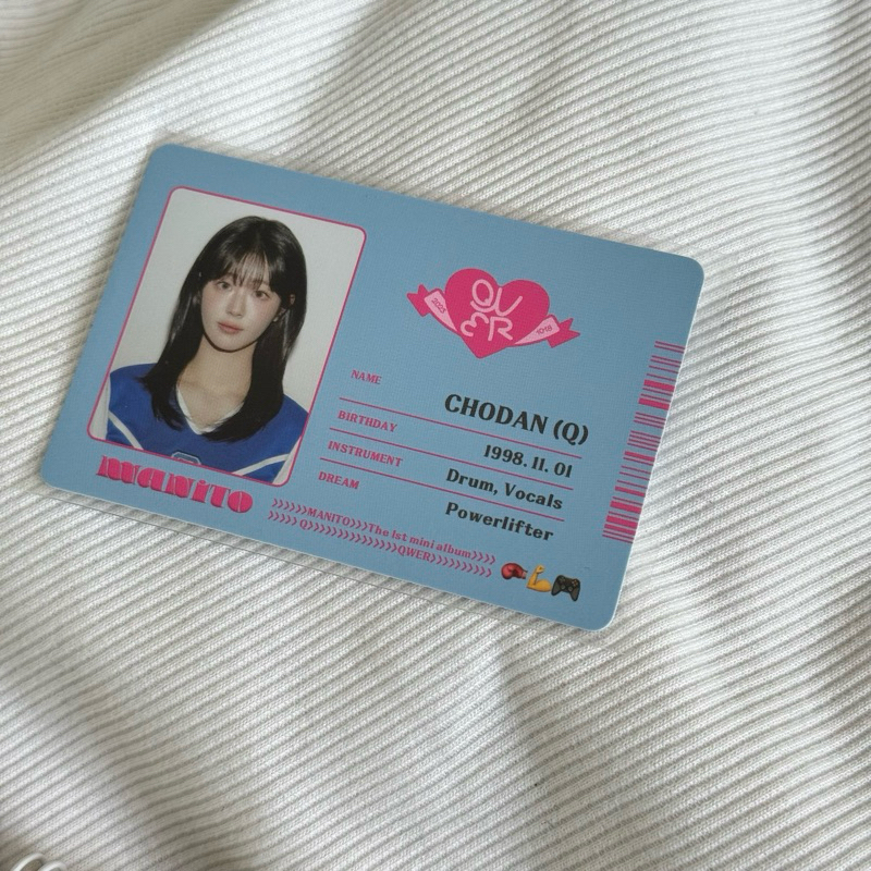 QWER CHUDAN SIYEON MAGENTA HINA ALBUM PHOTOCARD | Shopee Singapore