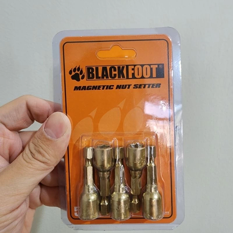 (HARGA UNTUK 1BIJI) MATA SOK ROOF MAGNET BLACKFOOT 8X42MM