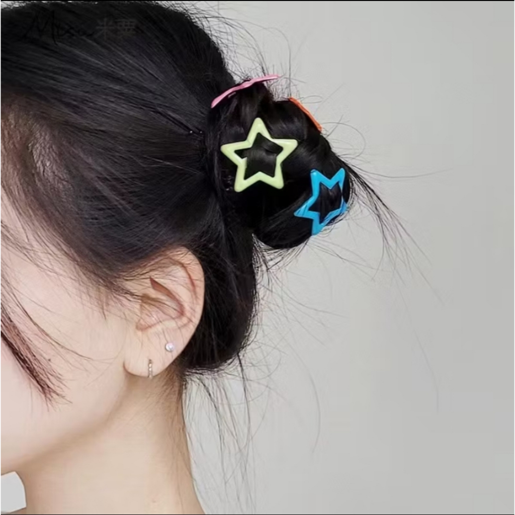 1PCS Jepit Rambut Warna Motif Bintang Aksesoris Hair Jepitan Anak Style Korea Hair Pin Bentuk Star Clips A095 - Gambar 4
