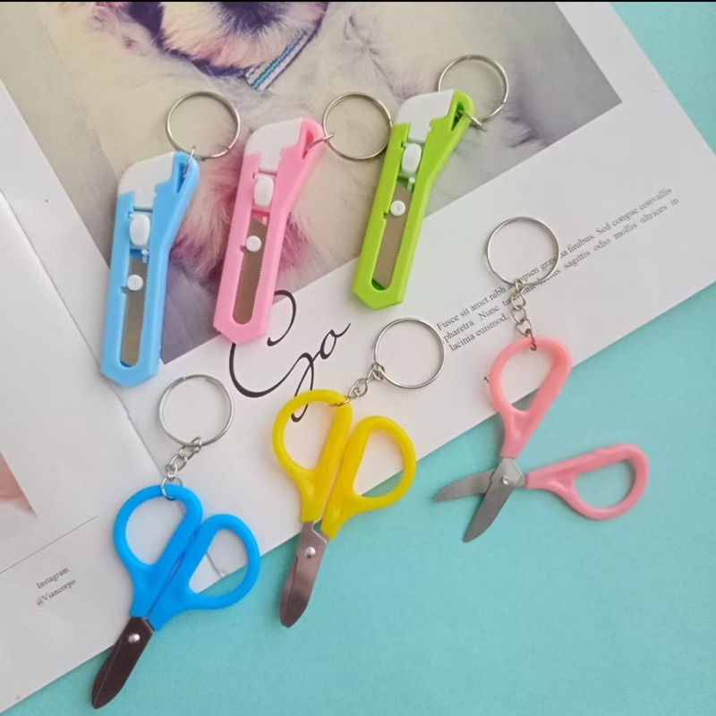 Gantungan Cutter Mini Gunting dan Meteran