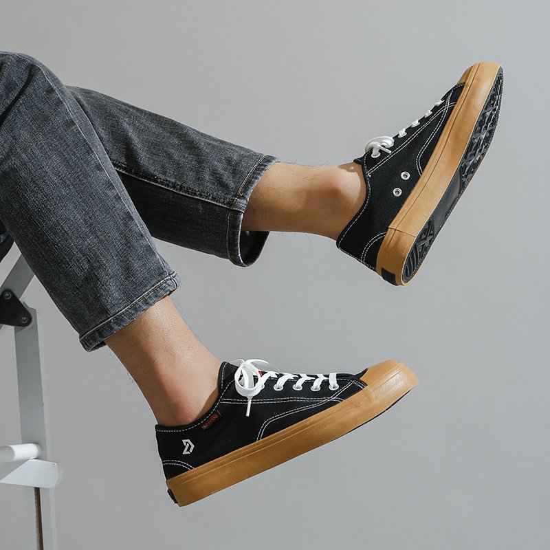 Leedoo Sepatu Kets Sneakers Causal Sepatu Sekolah Kanvas Original Sepatu Cowok Kekinian MC308 - Gambar 2