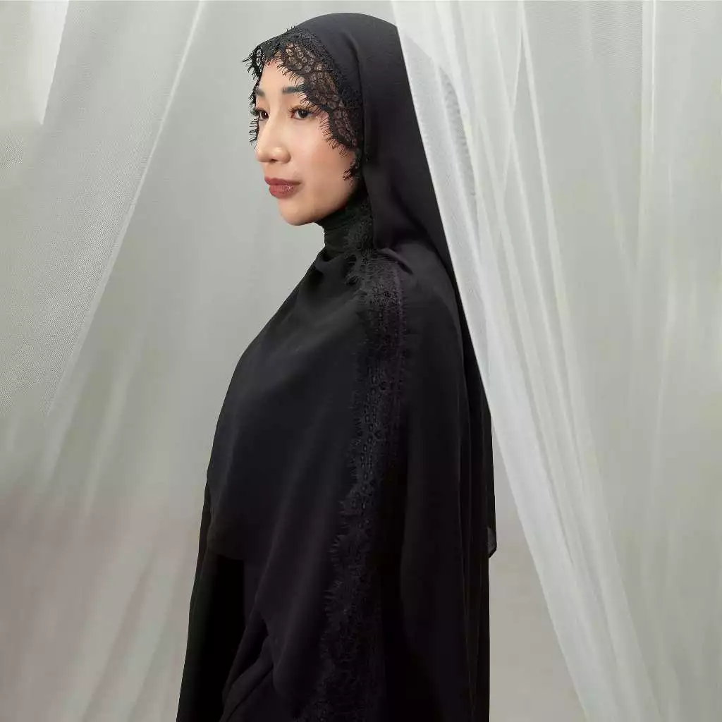 Lozy Hijab - Lace Shawl (Pashmina Lace Renda Bahan Ceruty Babydoll)