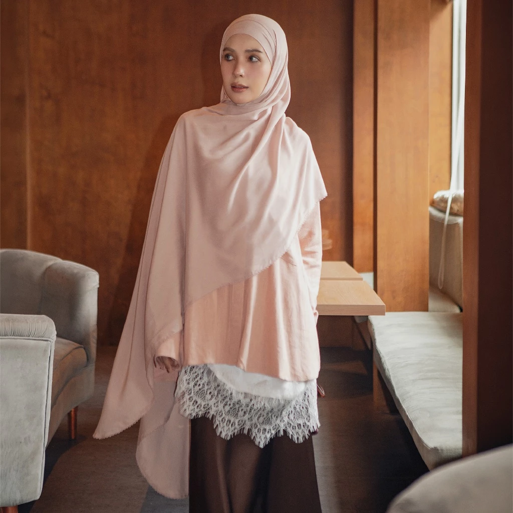 Lozy Hijab - Embroidery Pashmina Bandana Inner Lozy x Hamidah (Pashban Shawl Bahan Viscose Airis Tencel) - Gambar 4