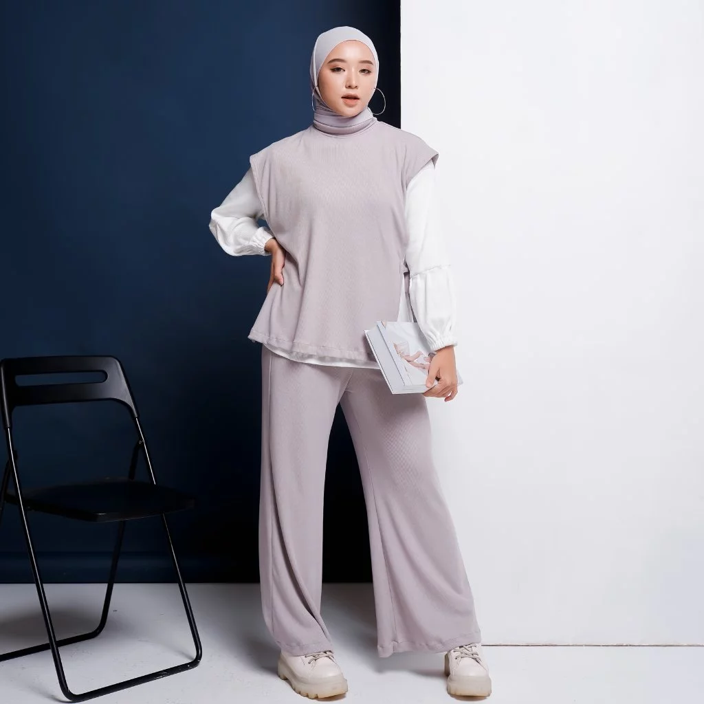 Lozy Hijab - Clearance Sale Outfit Serba 99K (Kemeja, Blouse, Pants) - Gambar 2