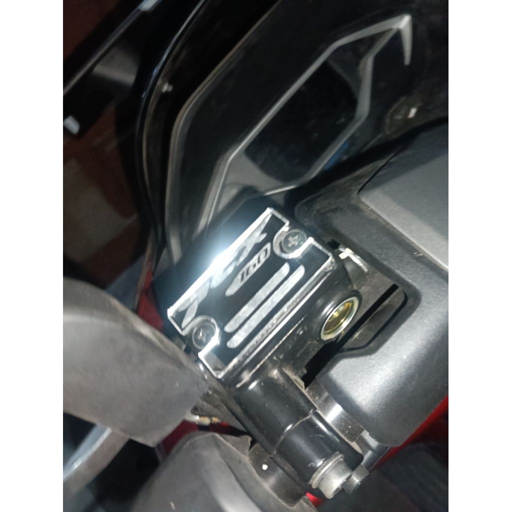 EMBLEM TUTUP REM PCX 160 AKRILIK - Gambar 4