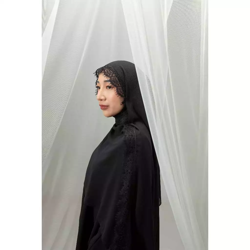 Lozy Hijab - Lace Shawl (Pashmina Lace Renda Bahan Ceruty Babydoll) - Gambar 2