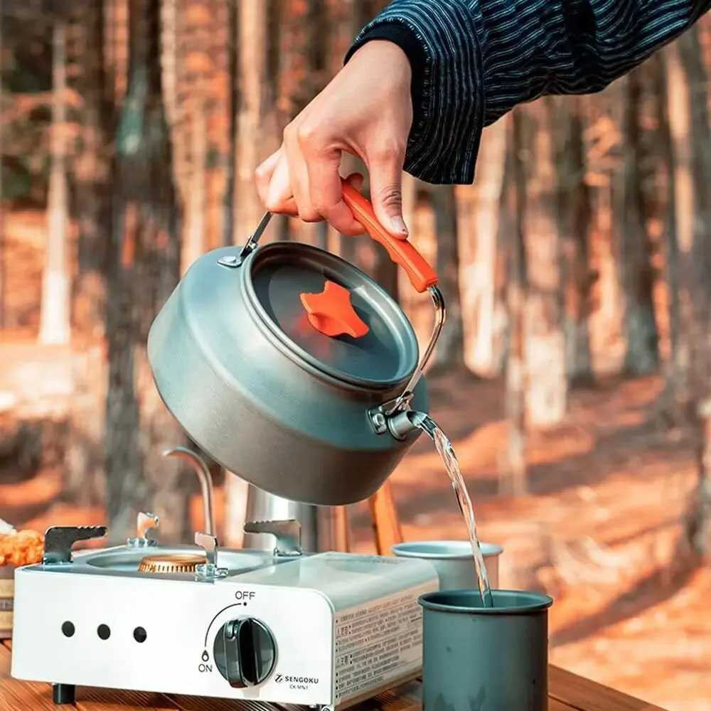 Teko Masak Air Aluminium Alloy Ringan Kapasitas 2 Liter untuk Perlengkapan Memasak Outdoor Camping Hiking Piknik Praktis Mudah Dibawa Pegangan Tahan Panas Kompatibel Berbagai Kompor Portabel