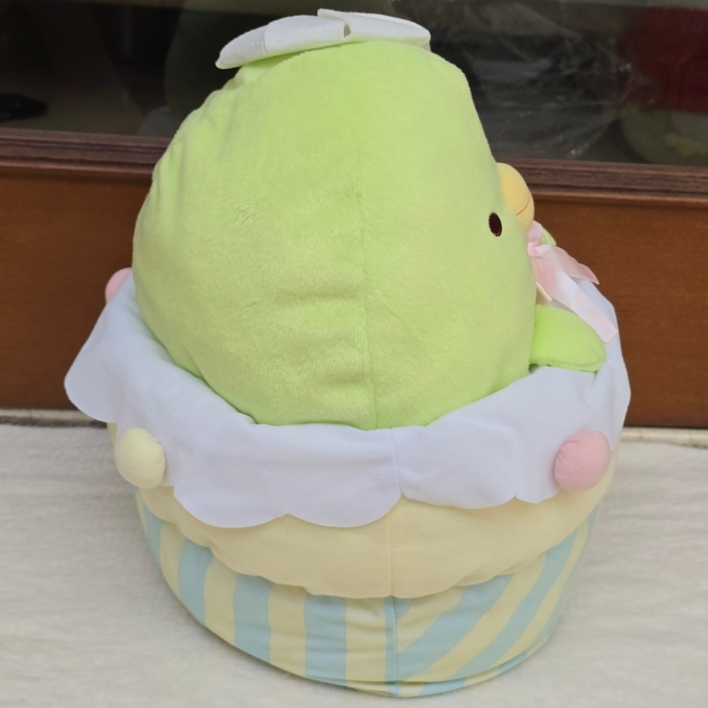 Sumikko Gurashi Sumiko Penguin Cupcake Plush Jumbo - Gambar 4